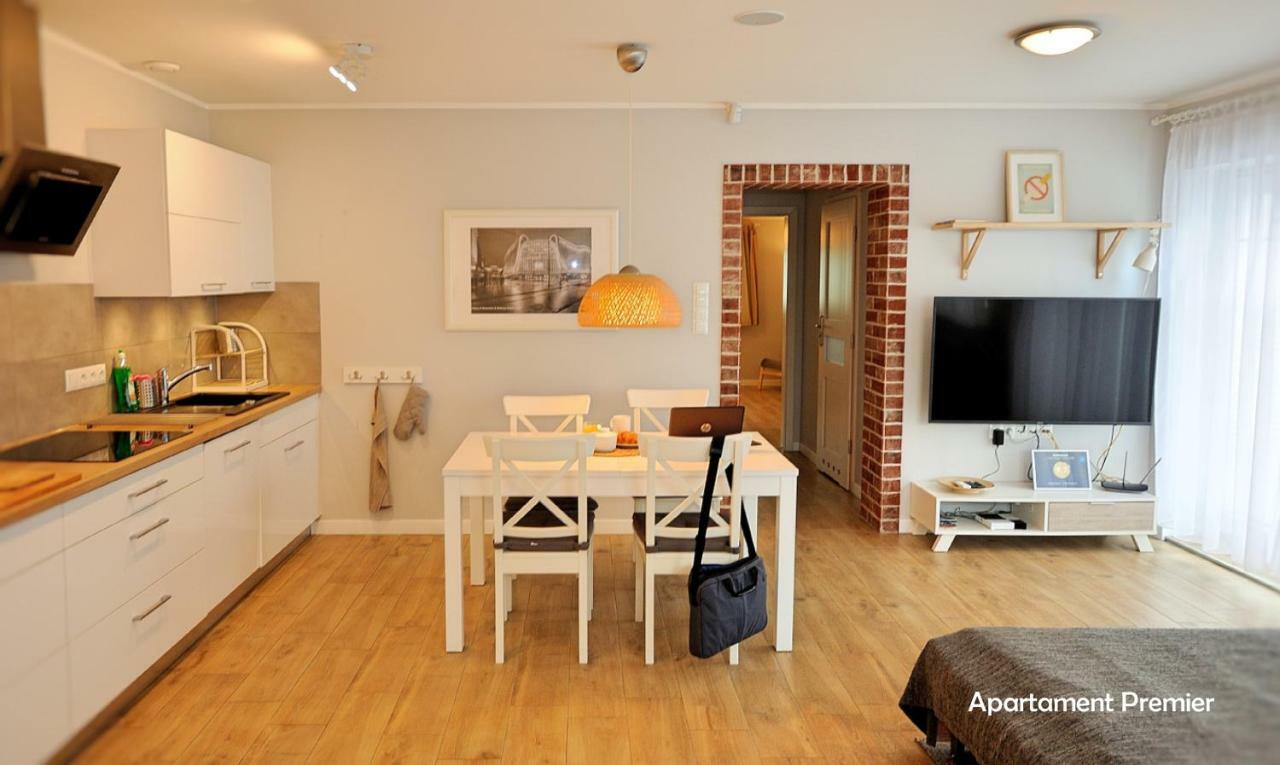 Bialy Dom - 2 Bedrooms Katowice Extérieur photo